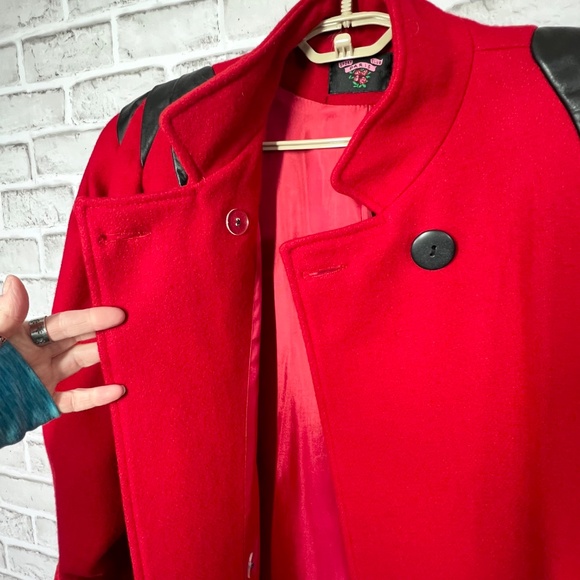 NWOT VINTAGE |•PARIS SPORT CLUB•| Statement Long Red Wool Black Leather Sz 11/12 - Picture 10 of 15